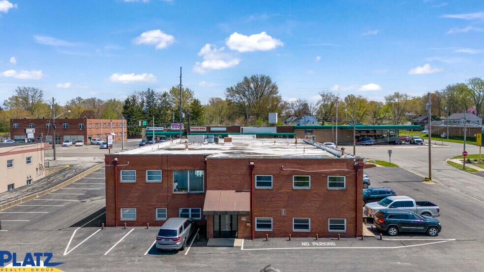 More Photos Of 6960 Market St, Youngstown Medical For Lease