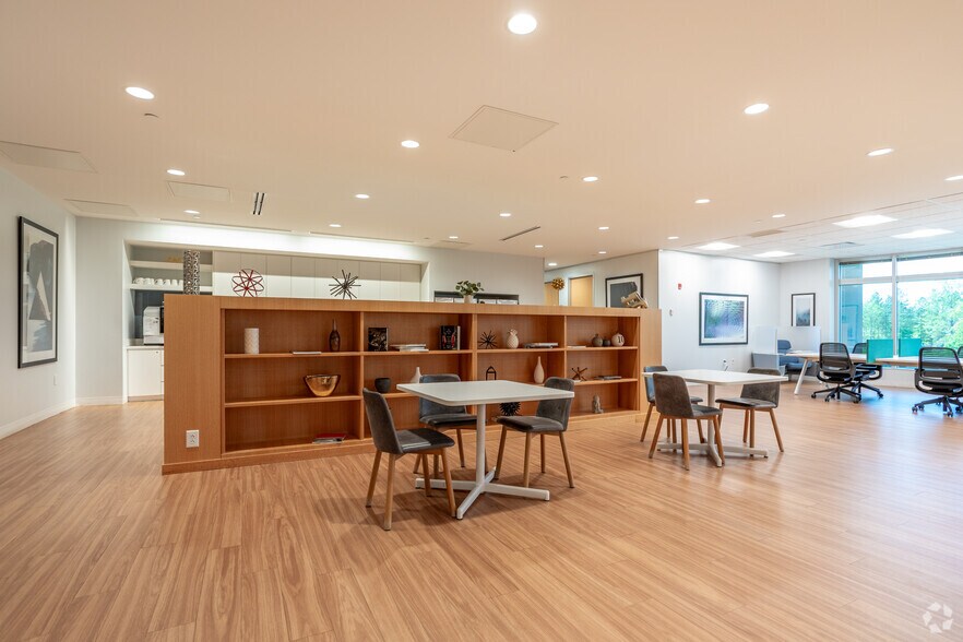 More Photos Of 2530 Meridian Pky, Durham Coworking Space