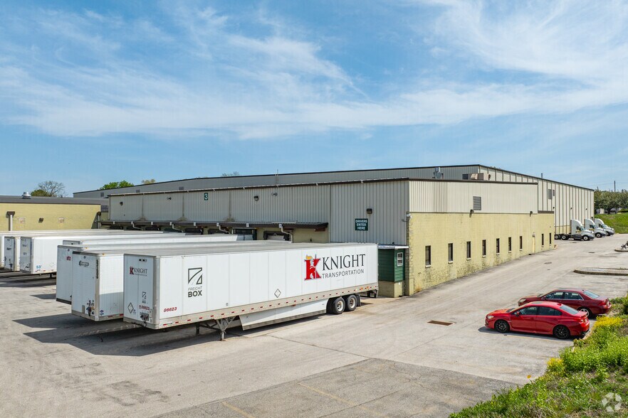 More Photos Of 240 Kindig Ln, Hanover Warehouse For Sale