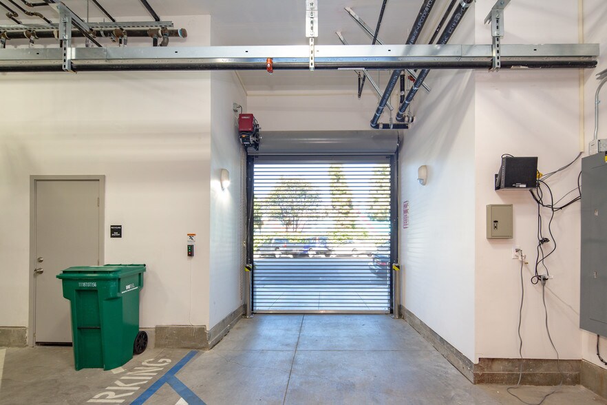 More Photos Of 350 4th St, Oakland Apartments For Lease