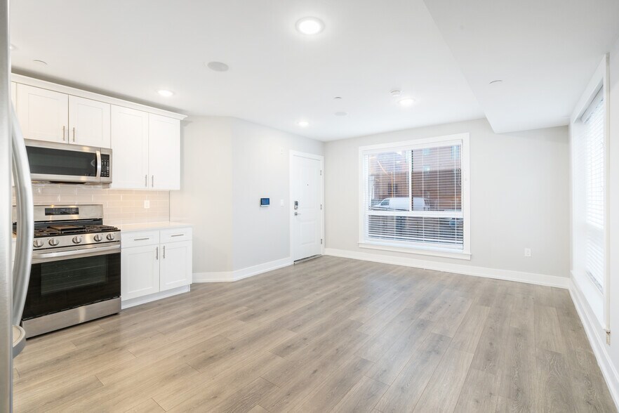 More Photos Of 1309 S 52nd St, Philadelphia Apartments For Sale