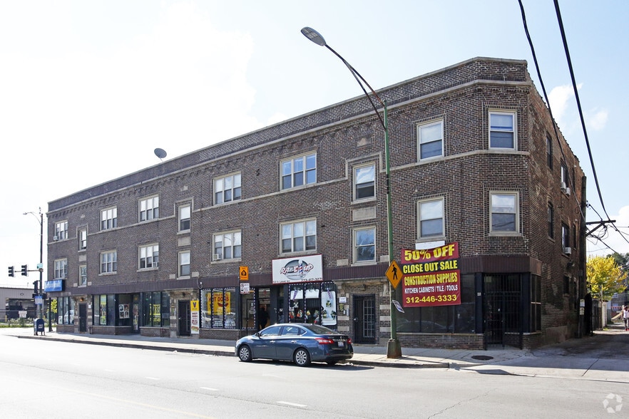 More Photos Of 518 S Laramie Ave, Chicago Apartments For Lease