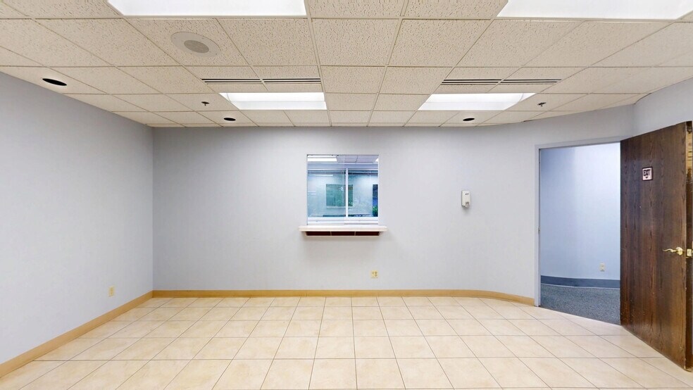 More Photos Of 1187 Thorn Run Rd, Moon Township Office For Sale