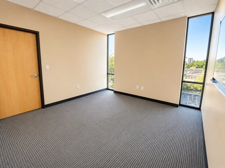 More Photos Of 1225 E Fifth St, Winston-Salem Office For Lease