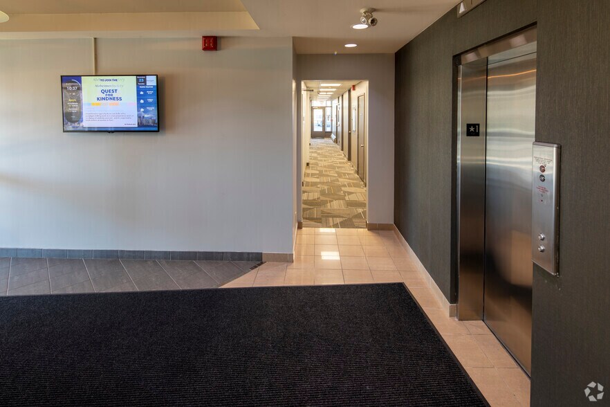 More Photos Of 2171 Avenue Rd, Toronto Office For Lease