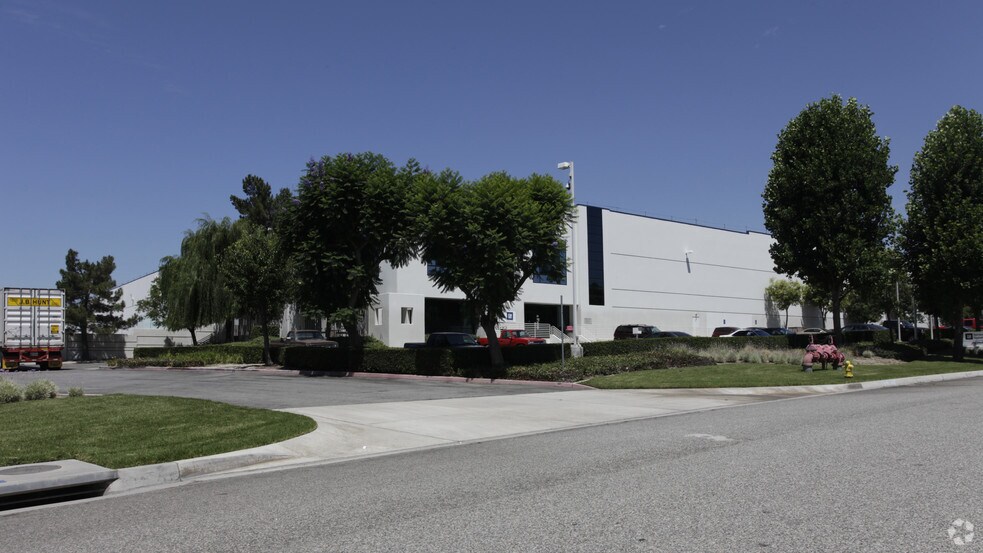 Primary Photo Of 11900 Cabernet Dr, Fontana Warehouse For Lease