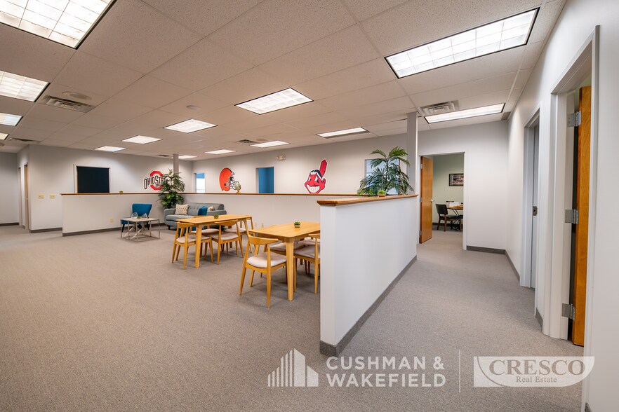 More Photos Of 27887 Clemens Rd, Westlake Office For Lease