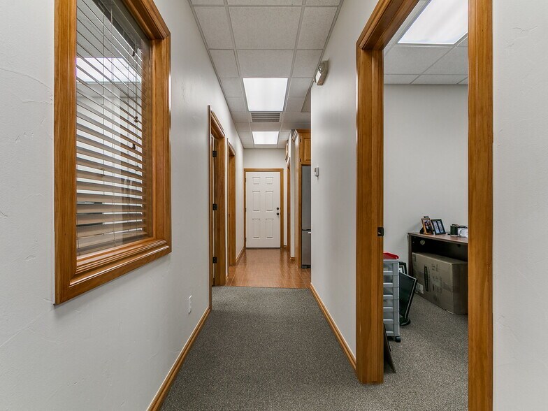 More Photos Of 2326-2350 N Interstate Dr, Norman Office For Sale