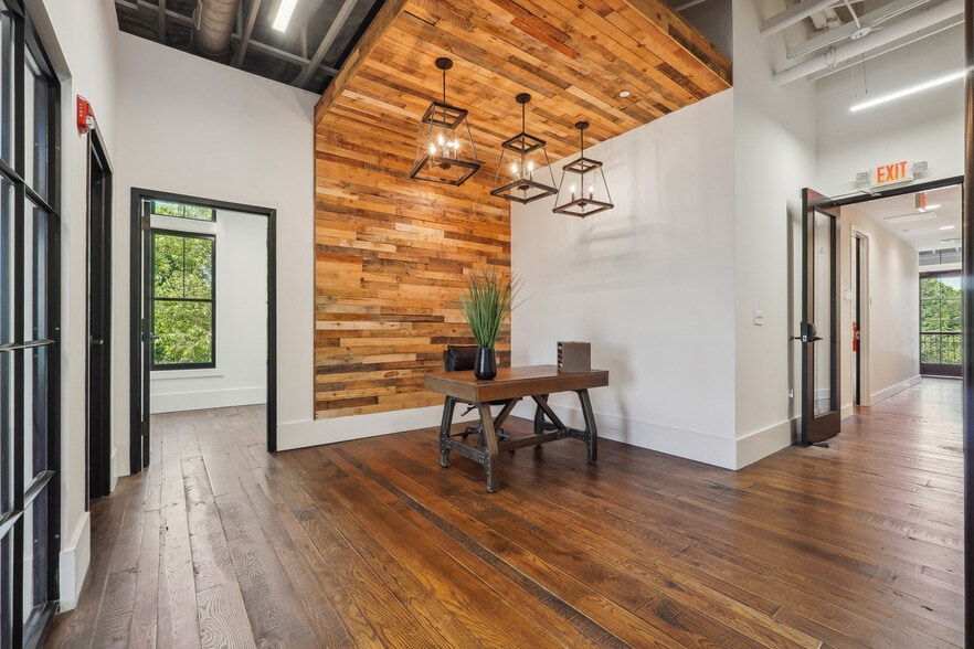 More Photos Of 12655 Birmingham Hwy, Alpharetta Storefront Retail Office For Lease