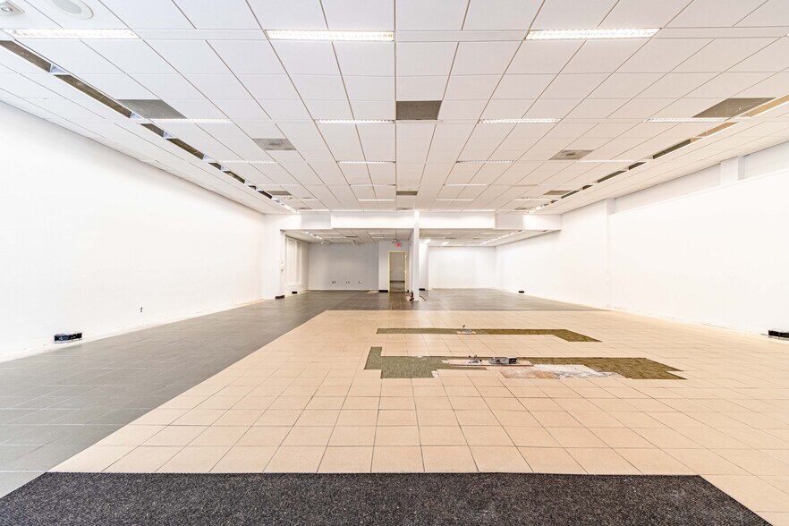 More Photos Of 1430-1480 Van Ness Ave, San Francisco Freestanding For Lease