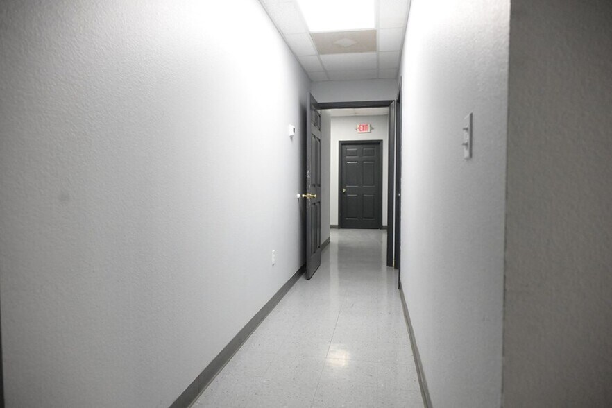 More Photos Of 3611 E State Highway 158, Midland Unknown For Lease