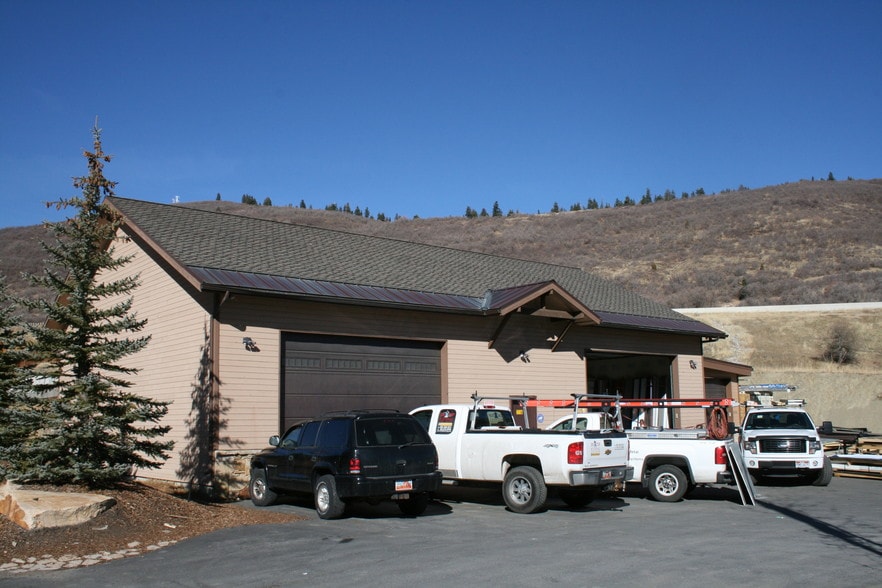 More Photos Of 155 Aspen Dr, Park City Freestanding For Lease