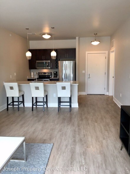 More Photos Of 4175 N Oakland Ave, Shorewood Multifamily For Sale