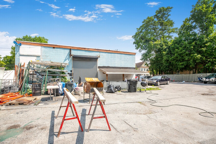 More Photos Of 15 N White St, Poughkeepsie Warehouse For Sale