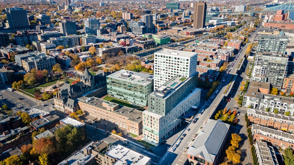 More Photos Of 530 St Saint-Hubert, Montréal Apartments For Lease