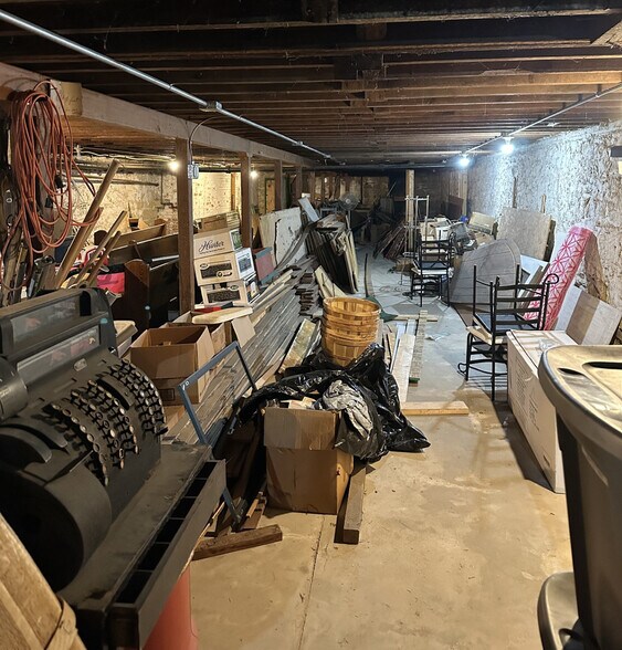 More Photos Of 712 Main St, Alma Storefront Retail Office For Sale