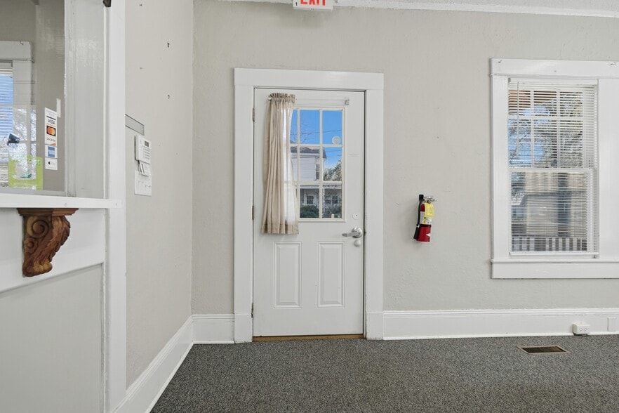 More Photos Of 615 Barlow St, Americus Healthcare For Sale