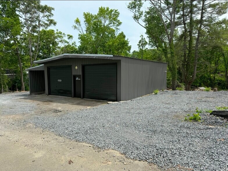 Primary Photo Of 115 Hill St SE, Cleveland Warehouse For Lease