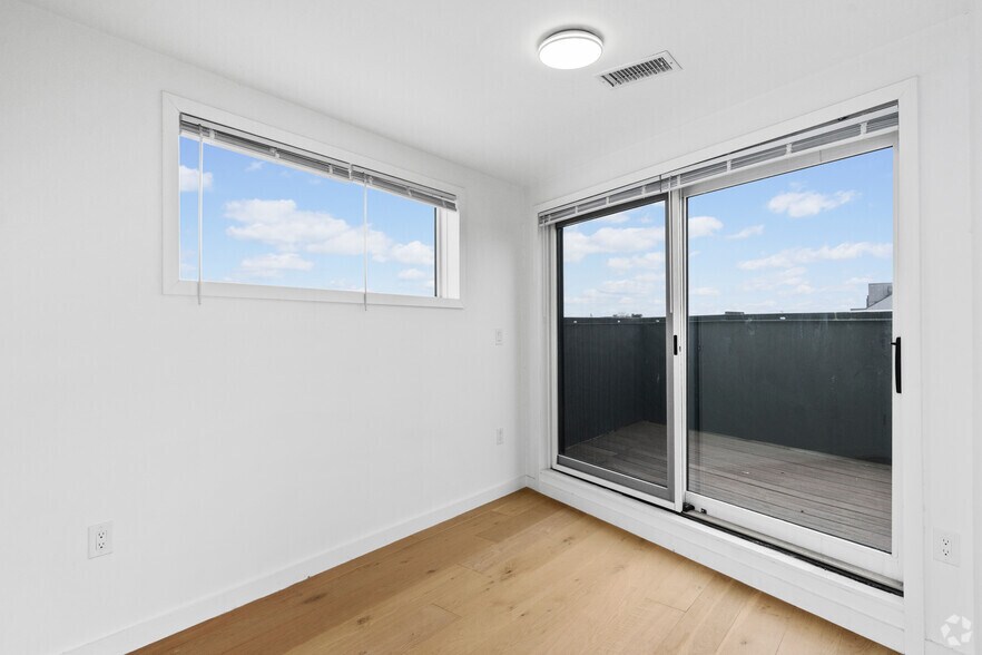 More Photos Of 3601 14th St NW, Washington Apartments For Sale