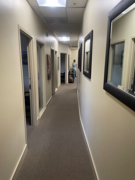 More Photos Of 476 Heritage Park Blvd, Layton Office For Lease