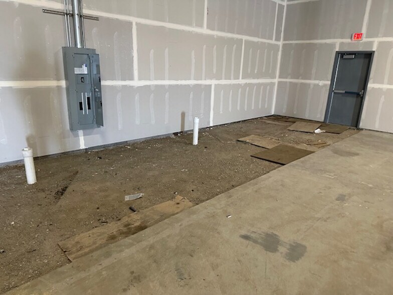 More Photos Of 1200 10th Ave S, Great Falls Unknown For Lease