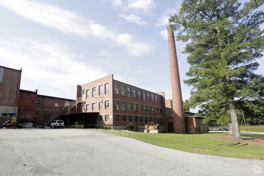More Photos Of 600 S Broad St, Monroe Manufacturing For Lease