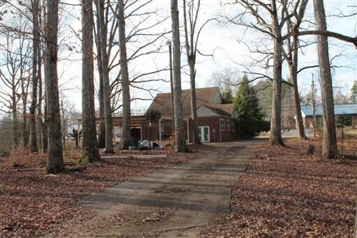 More Photos Of 2305 Fairview Blvd, Fairview Land For Lease