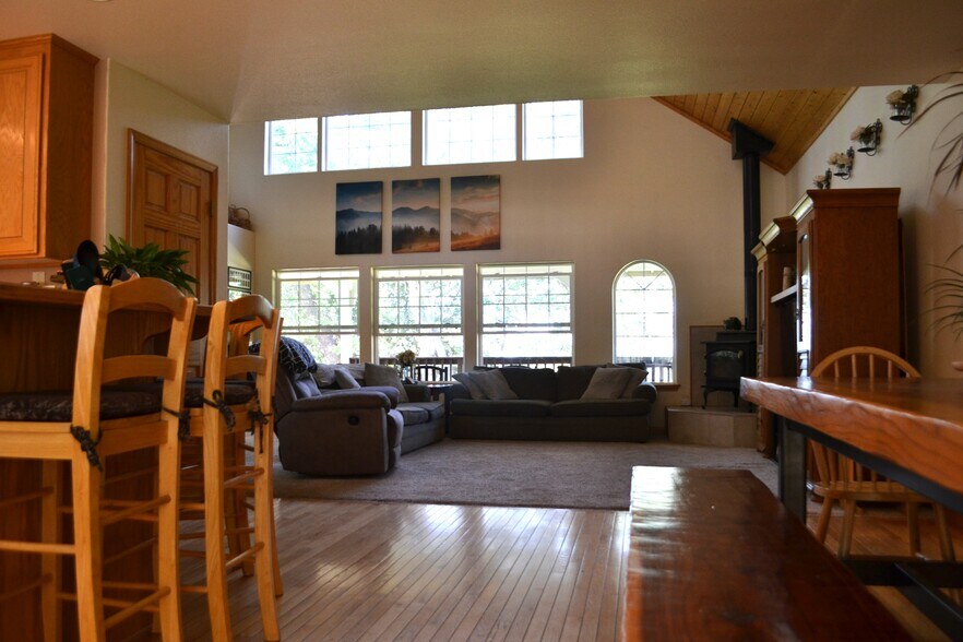 More Photos Of 552-395 Roberts Drive, Mcarthur Land For Sale