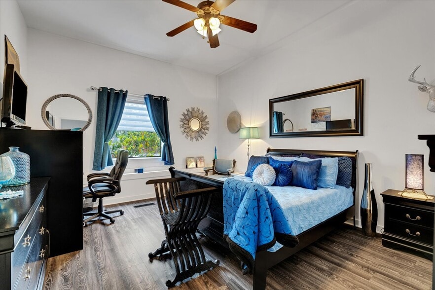 More Photos Of 282 Walker St SW, Atlanta Apartments For Sale