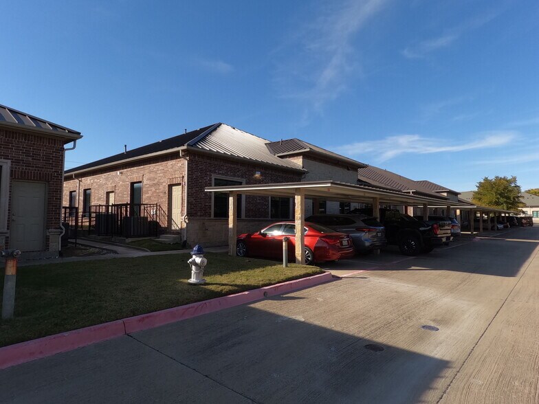 More Photos Of 6570 Naaman Forest Blvd, Garland Medical For Sale