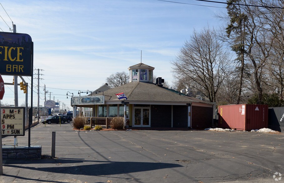 More Photos Of 1795 Post Rd, Warwick Land For Lease