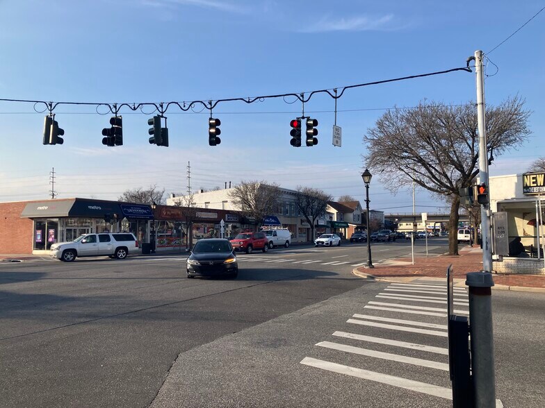 More Photos Of 204- 214 Broadway, Amityville General Retail For Sale