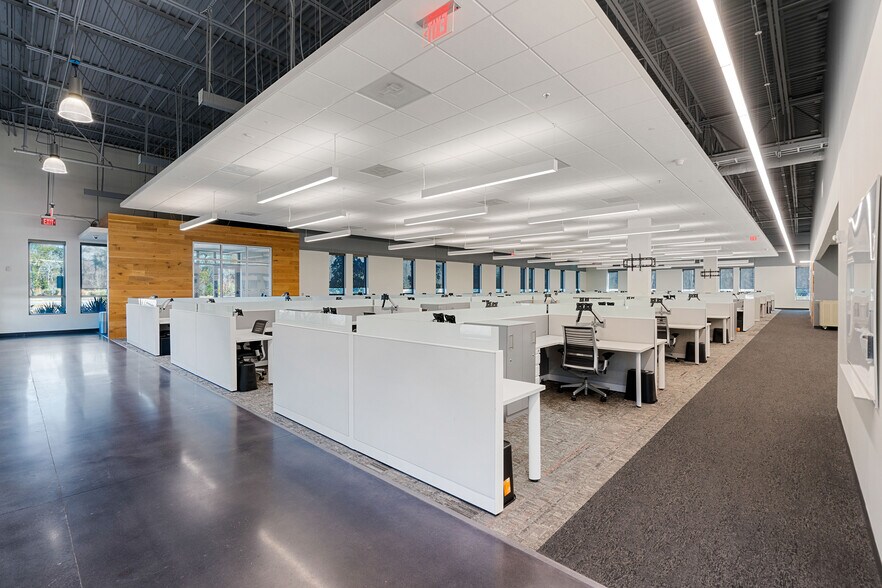 More Photos Of 3450 Ingleside Blvd, North Charleston Office For Lease