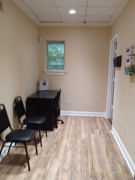 More Photos Of 2715 Fannin St, Houston Medical For Lease
