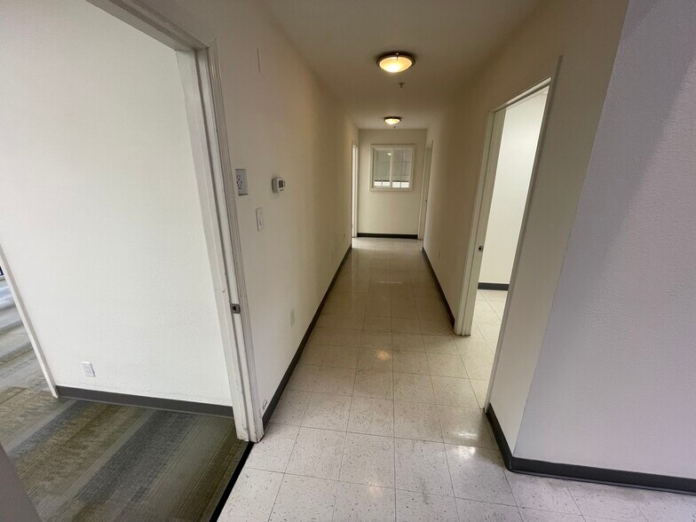 More Photos Of 1175 Obrien Dr, Menlo Park Manufacturing For Lease