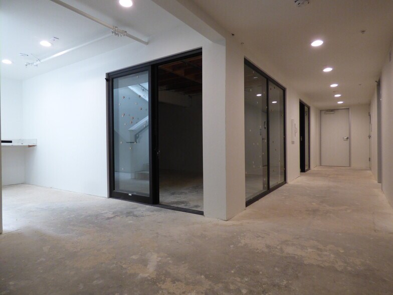 More Photos Of 2055 N Broadway, Walnut Creek Office For Sale