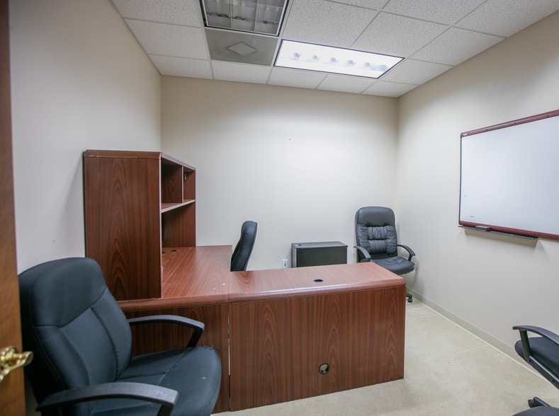 More Photos Of 375 E Central Ave, Winter Haven Office Residential For Sale