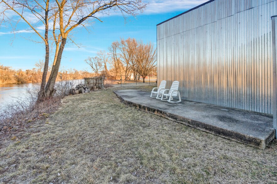 More Photos Of 57 Schuylkill Ave, Pottstown Warehouse For Sale