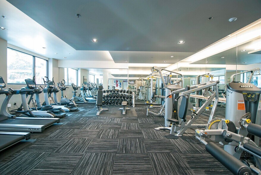 More Photos Of 50 University St, Seattle Apartments For Lease