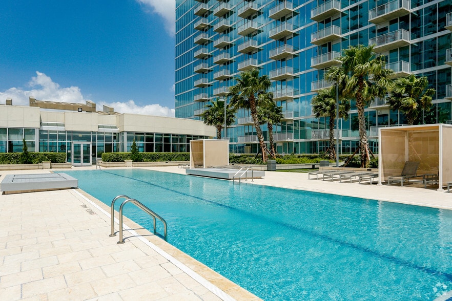 More Photos Of 5927 Almeda Rd, Houston Apartments For Lease
