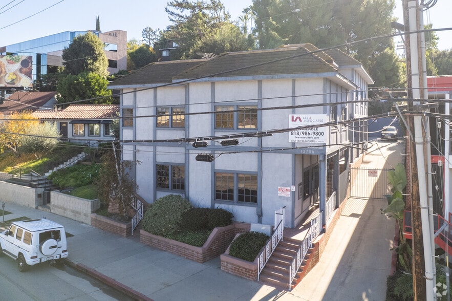 Primary Photo Of 12750 Ventura Blvd, Studio City Loft Creative Space For Lease