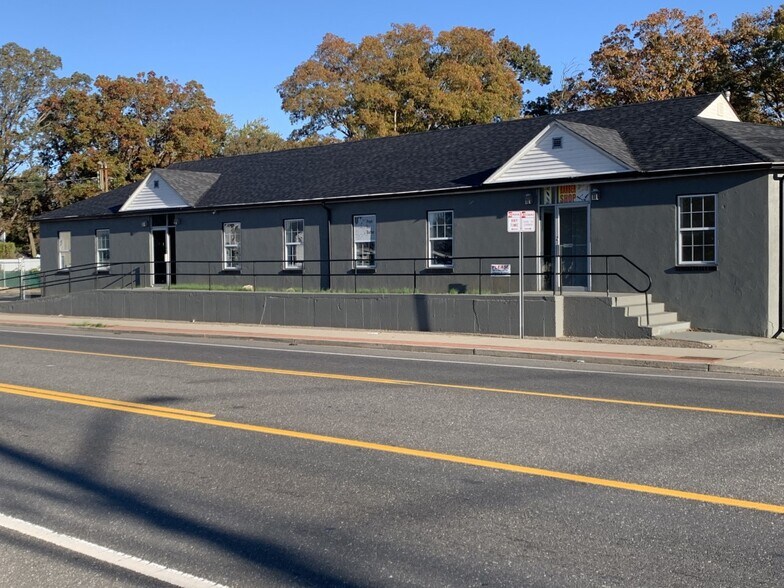 More Photos Of 207 Bayshore Rd, Deer Park Office For Lease