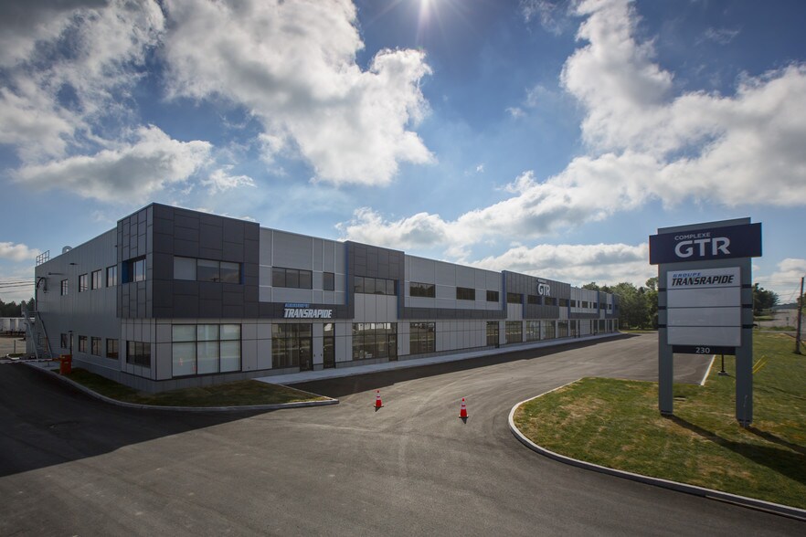 More Photos Of 228-230 Des Îles Ch, Lévis Warehouse For Lease