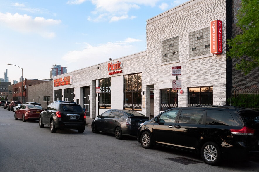 More Photos Of 2537 S Wabash Ave, Chicago Restaurant For Lease