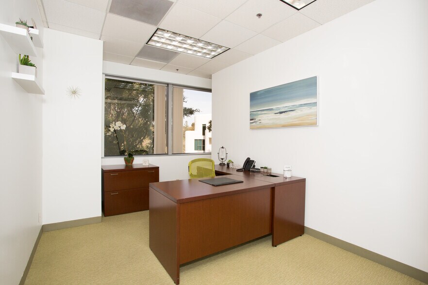 More Photos Of 28202 Cabot Rd, Laguna Niguel Coworking Space