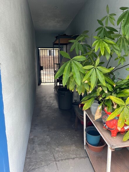 More Photos Of 13175 Paramount Blvd, South Gate Office For Sale