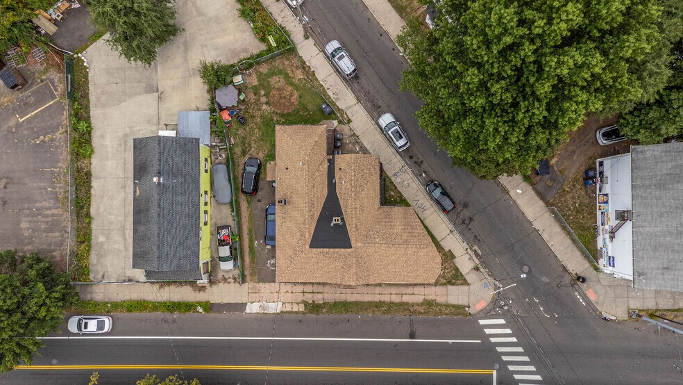 More Photos Of 467 Columbus Ave, New Haven Apartments For Sale