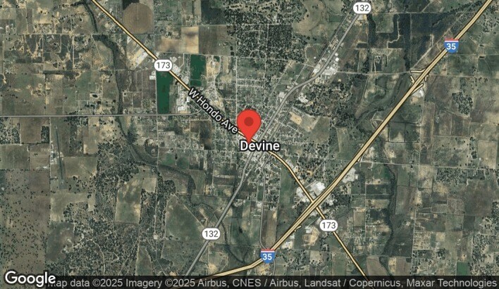 More Photos Of 200 W College Ave, Devine Medical For Lease