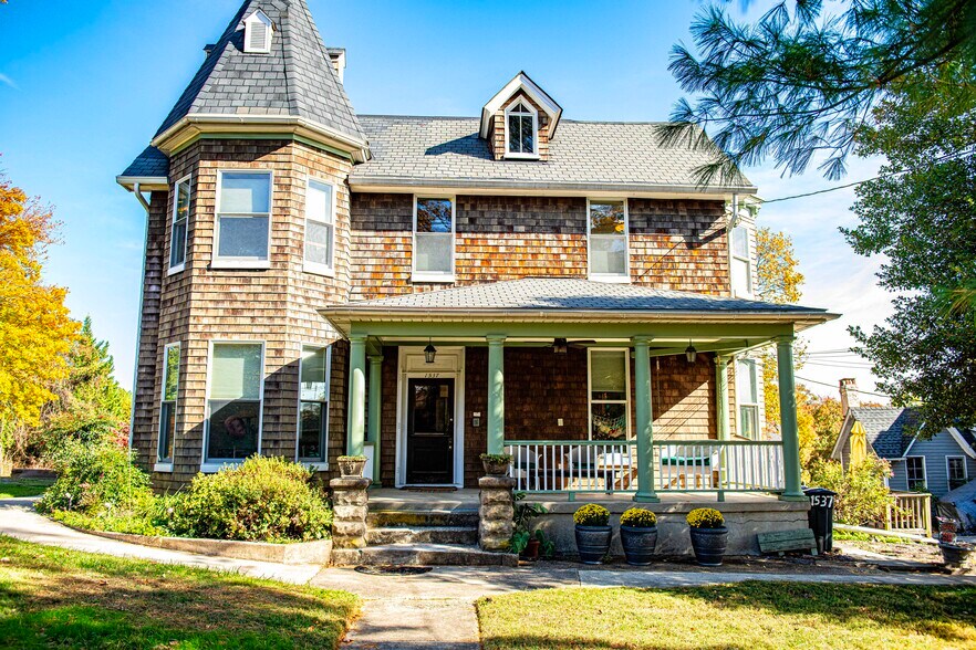 Primary Photo Of 1537 S Rolling Rd, Halethorpe Apartments For Sale