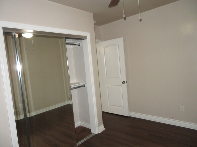More Photos Of 9833 Walnut St, Bellflower Apartments For Sale